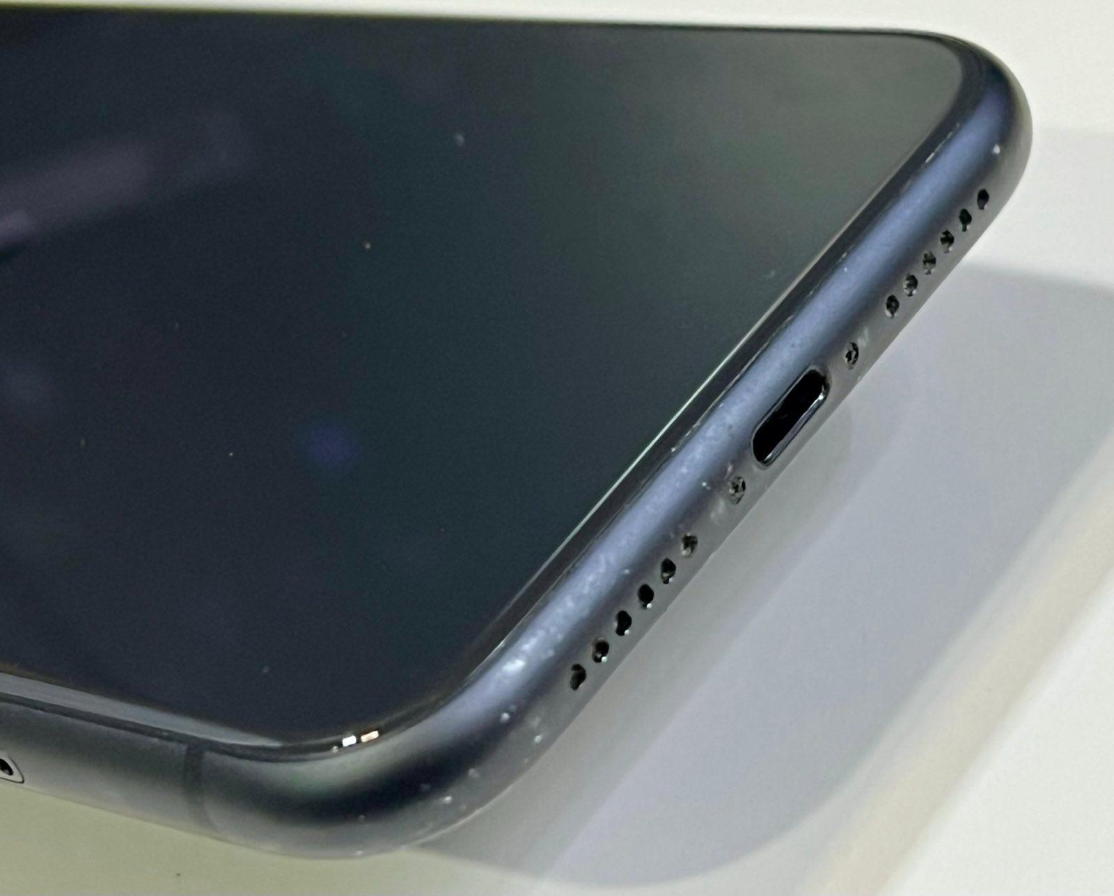 Refurbished Apple iPhone 11, 64G, Space Grey